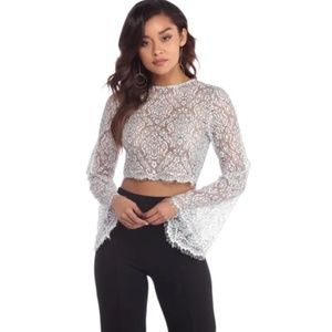 Lace Bell Sleeve Top | Windsor Store